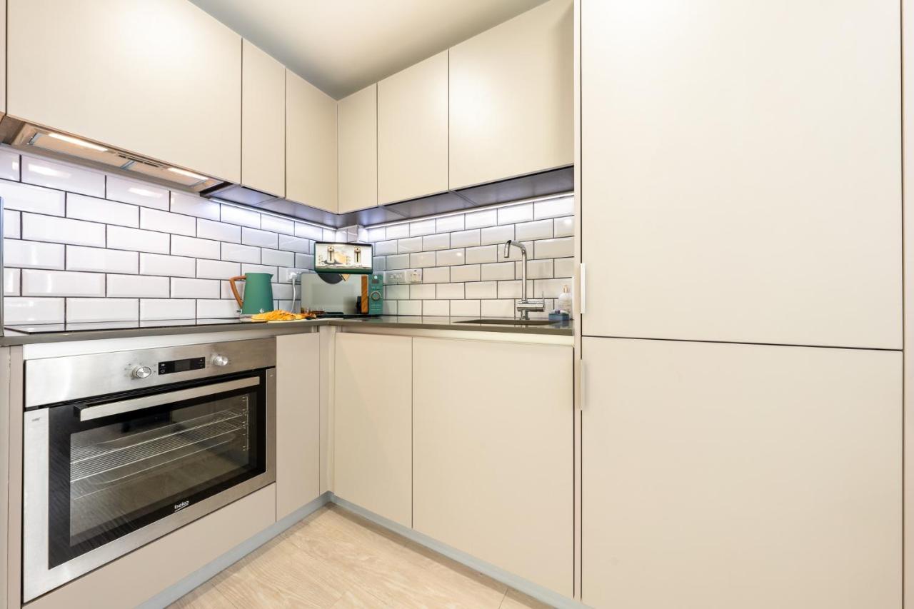 Luxury One Bedroom Serviced Apartment In The Heart Of Bedford Exterior photo