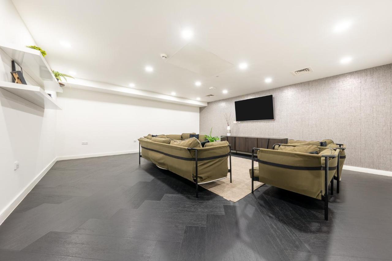 Luxury One Bedroom Serviced Apartment In The Heart Of Bedford Exterior photo